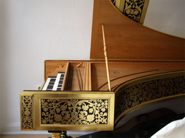 Italian Baroque Harpsichord 01
