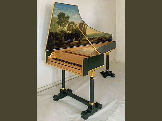 Italian Baroque Harpsichord 03
