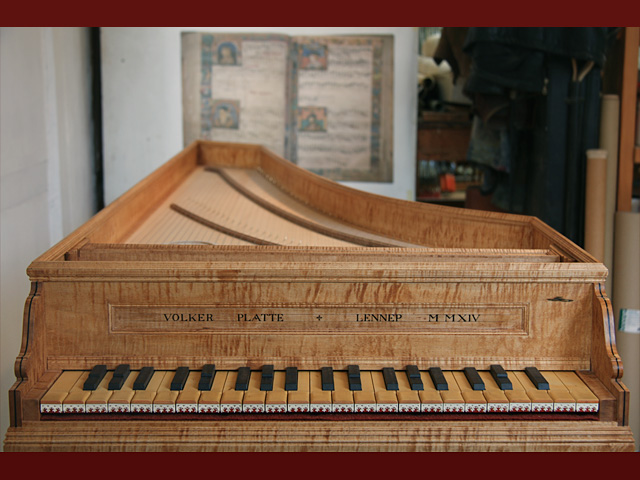 Italian Renaissance Harpsichord 01